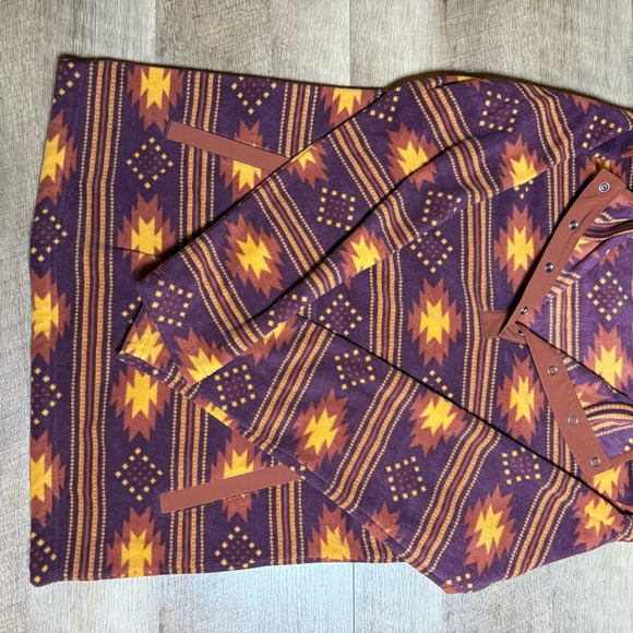 Duluth Trading Co. Aztec Fleece Pullover Sweater Size Small - Picture 5 of 5